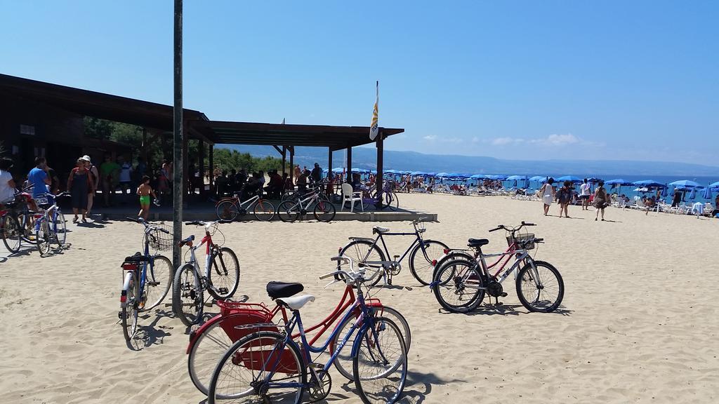 Le Ville Di Porto Ada Pizzo  Eksteriør bilde